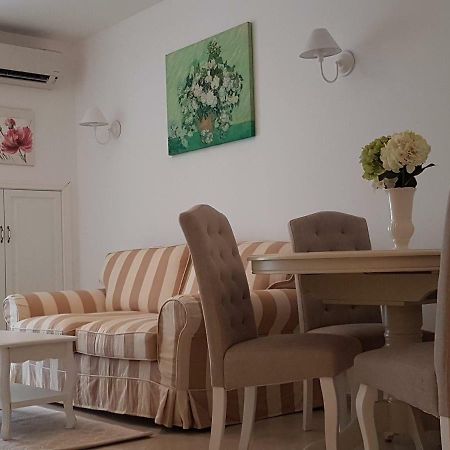 Sanisidro - Flores Garden Apartment Chernomorets Luaran gambar