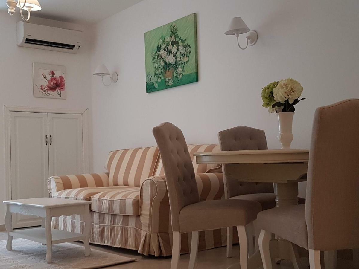 Sanisidro - Flores Garden Apartment Chernomorets Luaran gambar